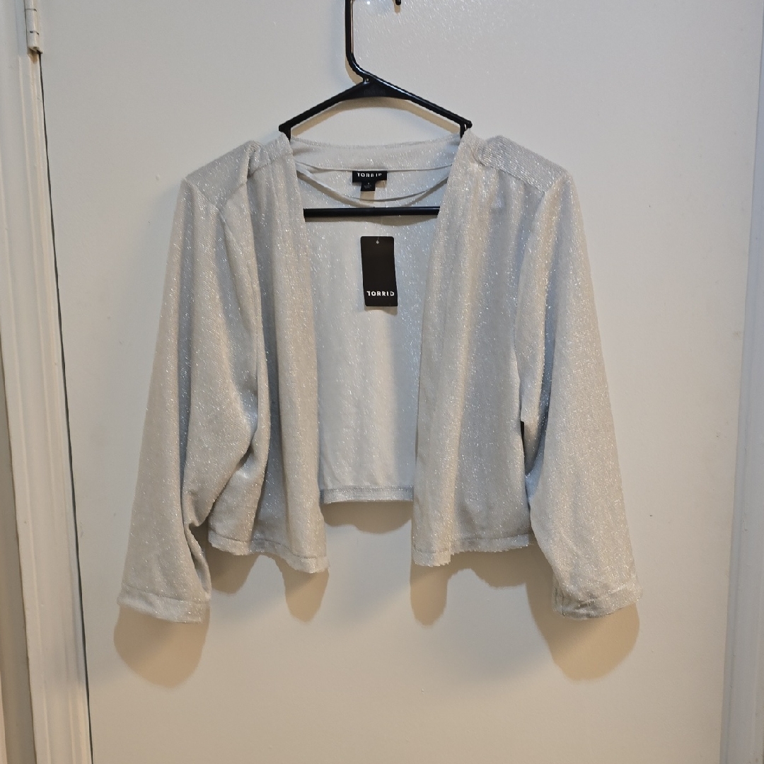 Torrid 1x Crop Shimmering Silver Shrug